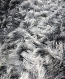 gotlandse-schapenvacht-grijze-wol-