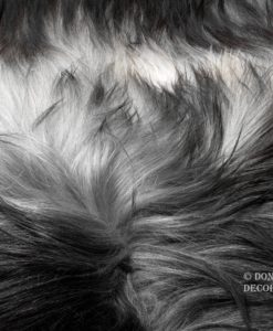 schapenvacht-tapijt-donkergrijs-IJslands-schapenvacht-langharig-©