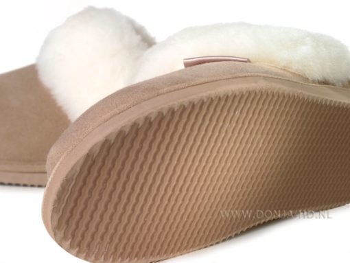 donja-hd-halmstadt-schapenvacht-slippers