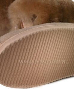 donja-hd-tumba-schapenvacht-pantoffels-detail