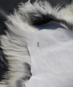 heide-schapenvacht-xxl-ofwhite-grijs-detail-